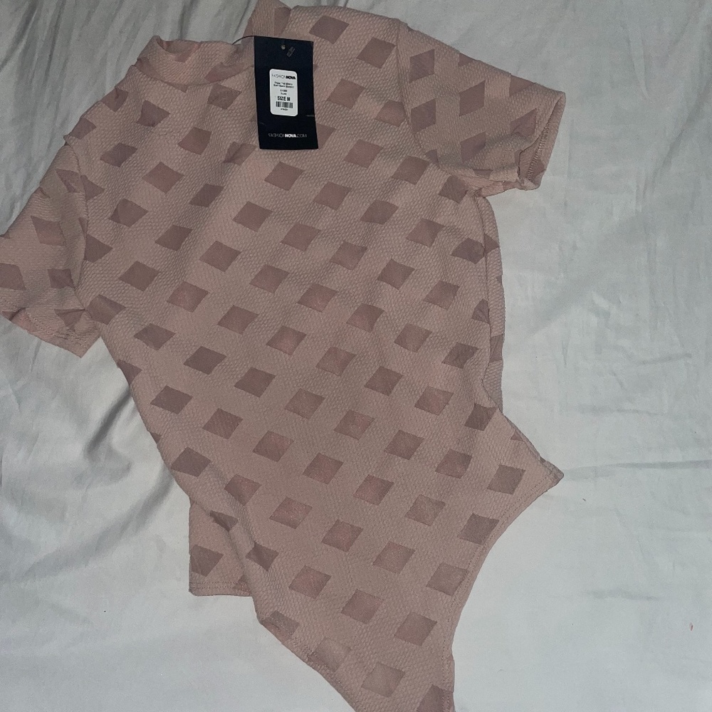 Fashion Nova nude bodysuit